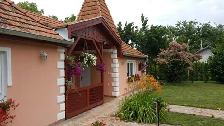 Villa Sunset Guest House Palić Extérieur photo