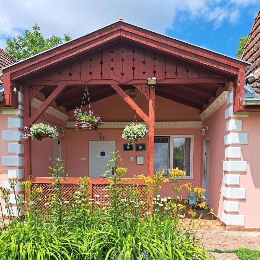 Villa Sunset Guest House Palić Extérieur photo