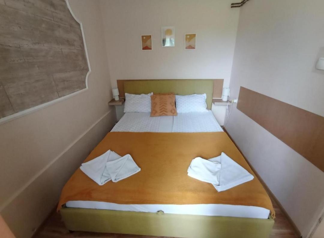 Villa Sunset Guest House Palić Extérieur photo
